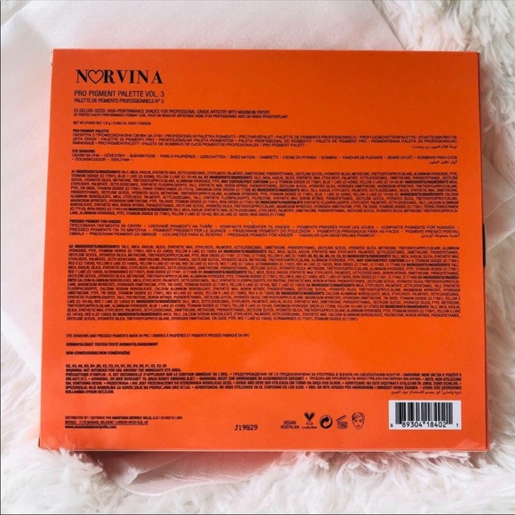 Limited Edition ABH Norvina Vol. 3 Palette - Picture 3 of 7